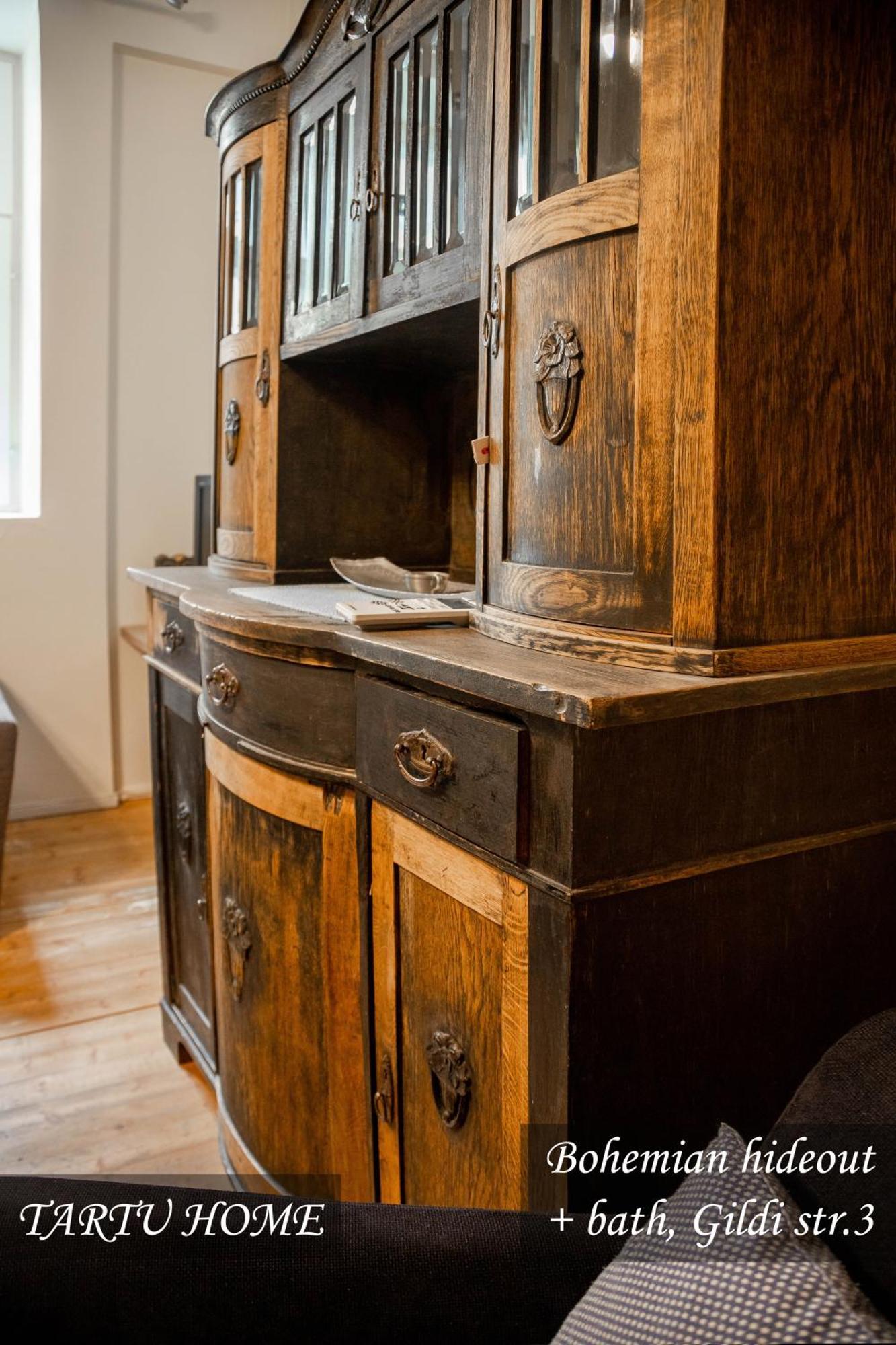 Bohemian Hideout, Old Town, Tartu Home Esterno foto