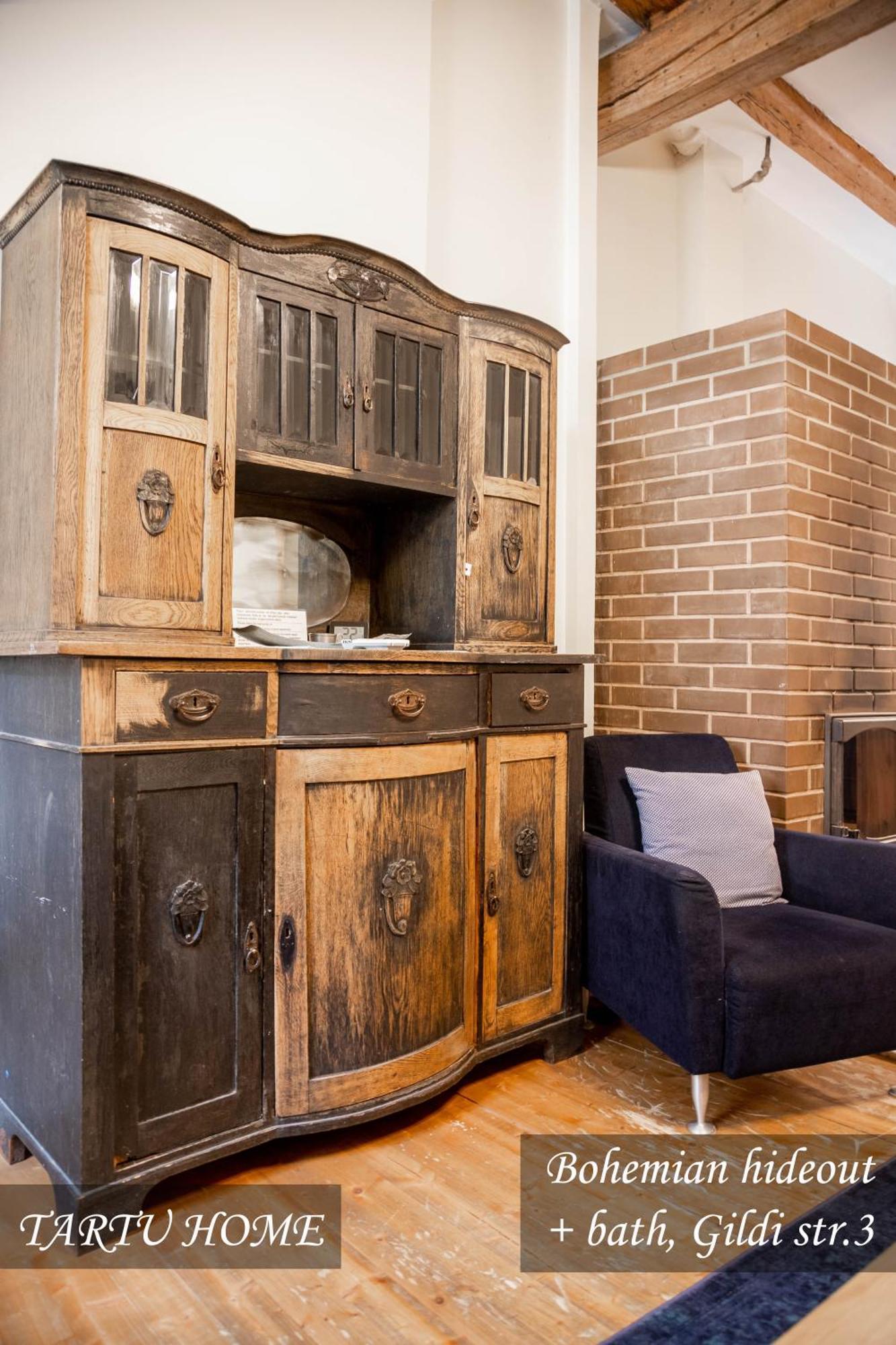 Bohemian Hideout, Old Town, Tartu Home Esterno foto