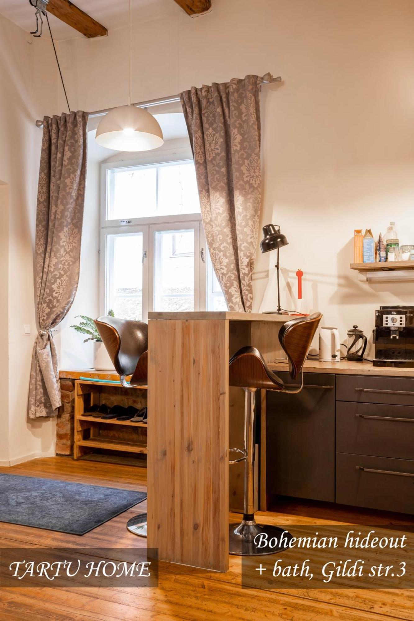 Bohemian Hideout, Old Town, Tartu Home Esterno foto